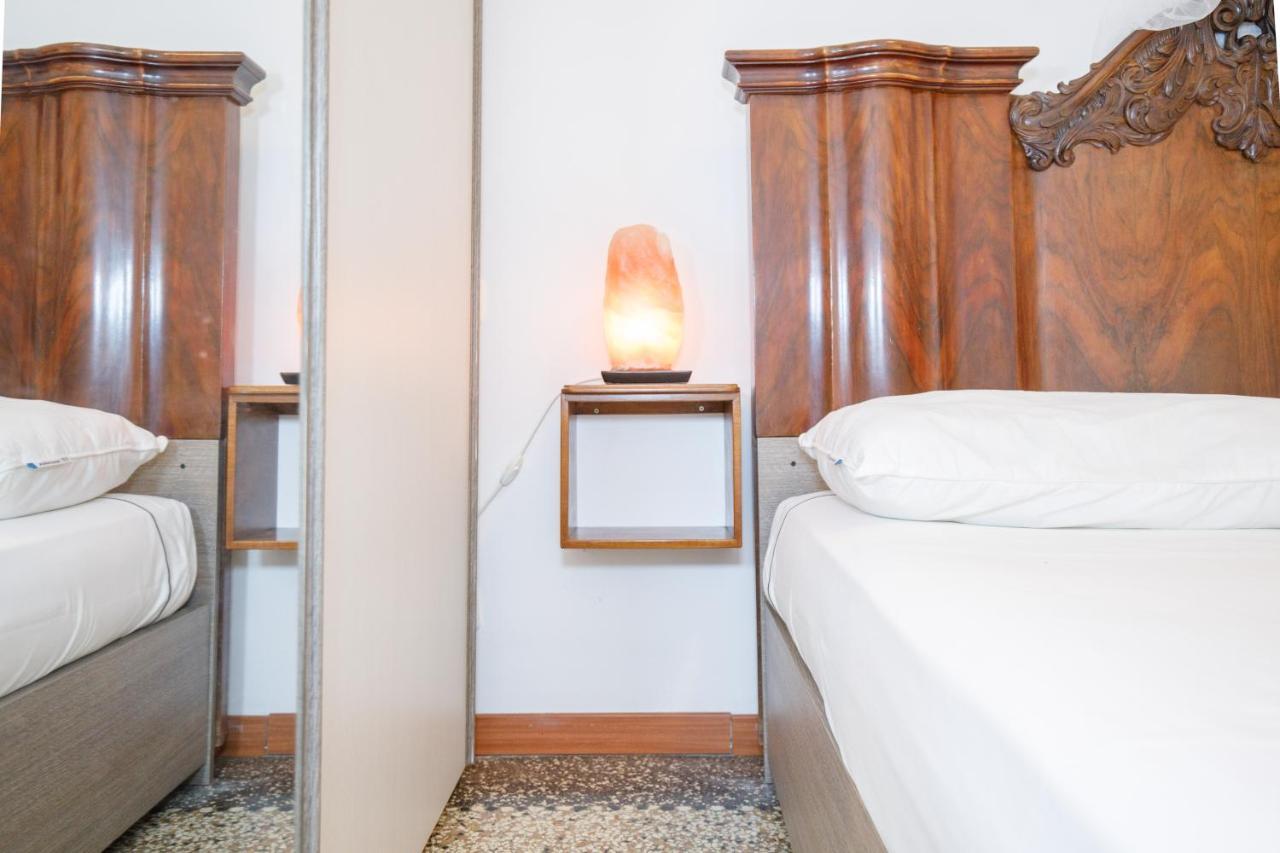 Gozzi House - Comoda Casa - Free Parking - Easy To Venice! Mestre Exterior foto